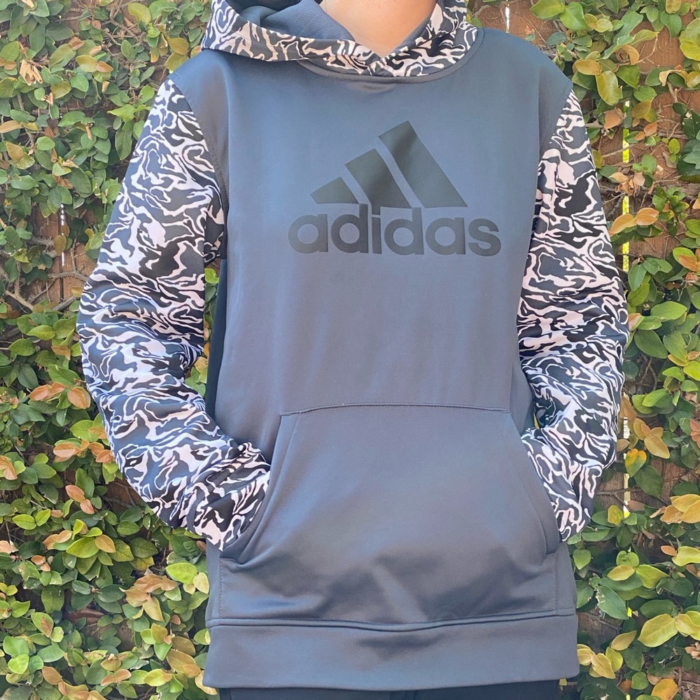 XL Adida’s Printed Men’s Hoodie!